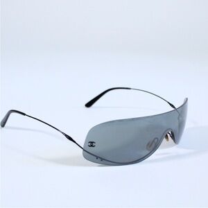 Vintage Chanel Sunglasses with pearl